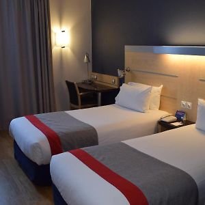 Habitación Estándar con 2 Camas Individuales